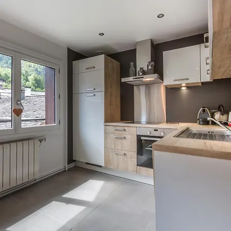 Cosy Au Coeur Du Village, Proche Pistes Et Activites, Avec Cheminee Et Wifi - Fr-1-304-6 *